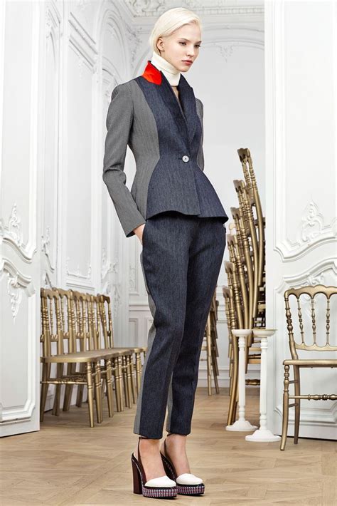 dior anzug frauen